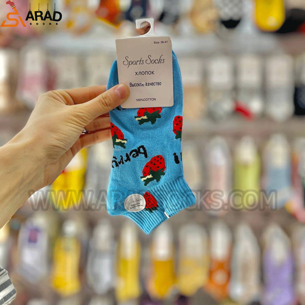socks8 جوراب مچی طرح توت فرنگی - Image 1