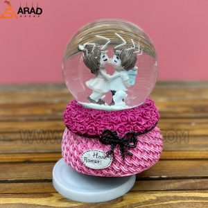 گوی موزیکال متوسط طرح دختر و پسر صورتی و بوسه