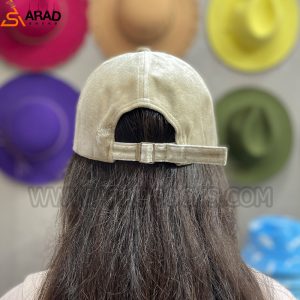 کلاه بیسبالی ساده مخمل رنگ کرم
