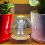 گوی سه بعدی کریستال فضانورد