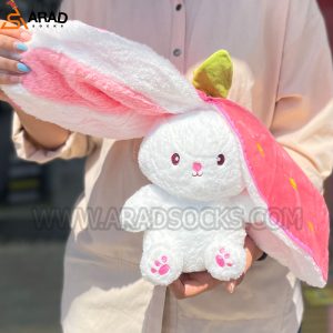 عروسک خرگوش سوپرایزی توت فرنگی