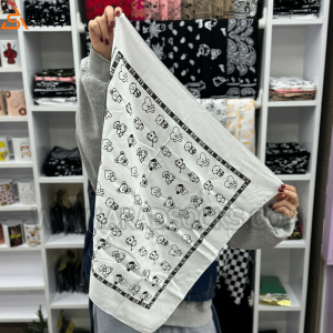 باندانا بی تی 21 سفید