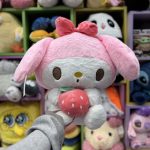 عروسک ملودی توت فرنگی دار