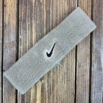 هدبند حوله ای نایکی