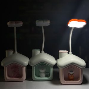 چراغ مطالعه حیوانات