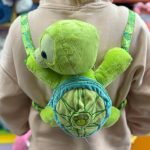 عروسک لاکپشت کوله دار