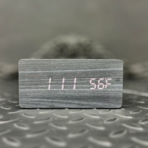 ساعت دیجیتالی طرح چوب