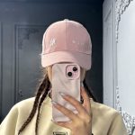 کلاه بیسبالی NYصورتی گلدوزی سفید