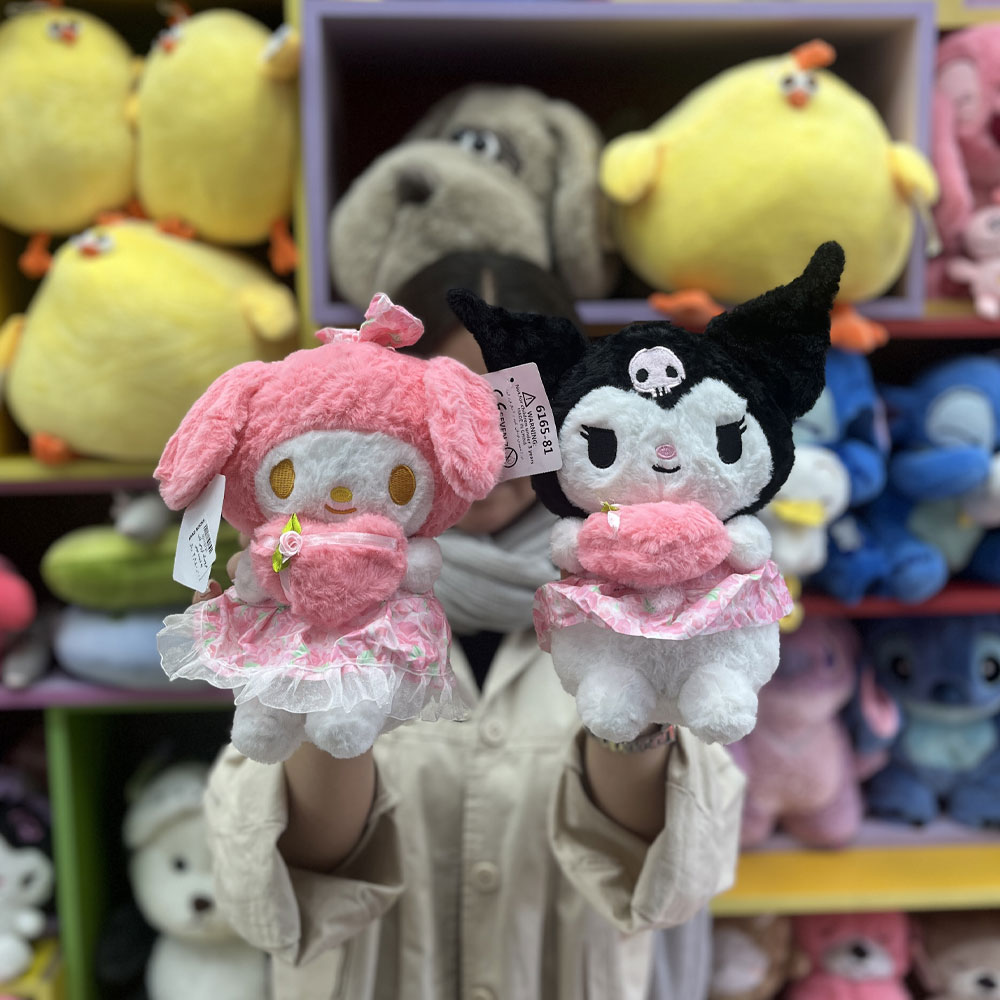 قلب-به-دست-مینی-عروسک عروسک کرومی و ملودی قلب به دست مینی - Image 1