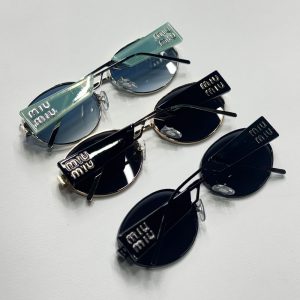 عینک دودی MIU MIU