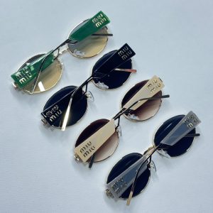 عینک دودی MIU MIU