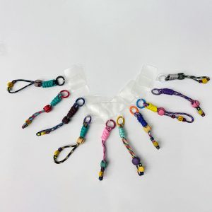 آویز موبایل استیکری