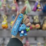 جاکلیدی سیلیکونی سالیوان و مایک روی دست