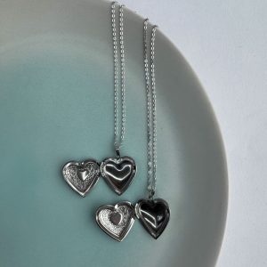 گردنبند لاکت طرح قلب