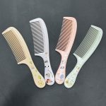 شانه پلاستیکی دسته دار