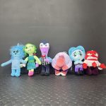 عروسک درون بیرون