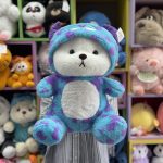 عروسک پتو بالشتی خرس لباس سالیوان - Image 2