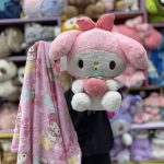 عروسک پتو بالشتی کرومی و ملودی توت فرنگی - Image 3