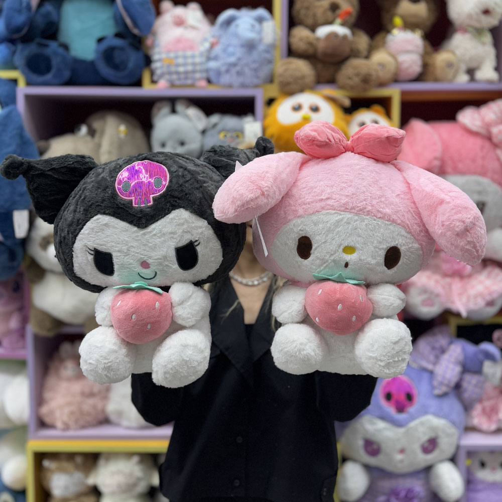 عروسک-پتو-توت عروسک پتو بالشتی کرومی و ملودی توت فرنگی - Image 1