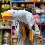 عروسک پتو بالشتی غاز خوابیده - Image 2