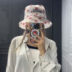 کلاه باکت شیشه ای قلب