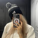 کلاه بافت پوم دار برند - Image 12