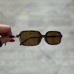 عینک دودی MIU MIU دسته طلایی - Image 4