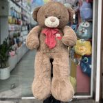 عروسک خرس سینه خرسی 150 سانت قهوه ای قرمز